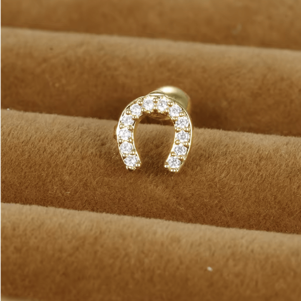 Ferradura com Brilhantes em Zircônia Dourado ou Prata