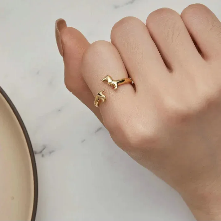 Anel Cão Salsicha Prata 925 banho ouro 18k