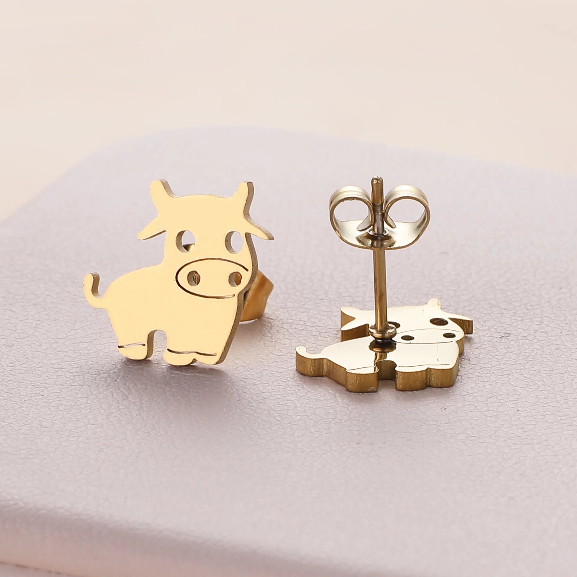 Vaquinha Delicada Dourada