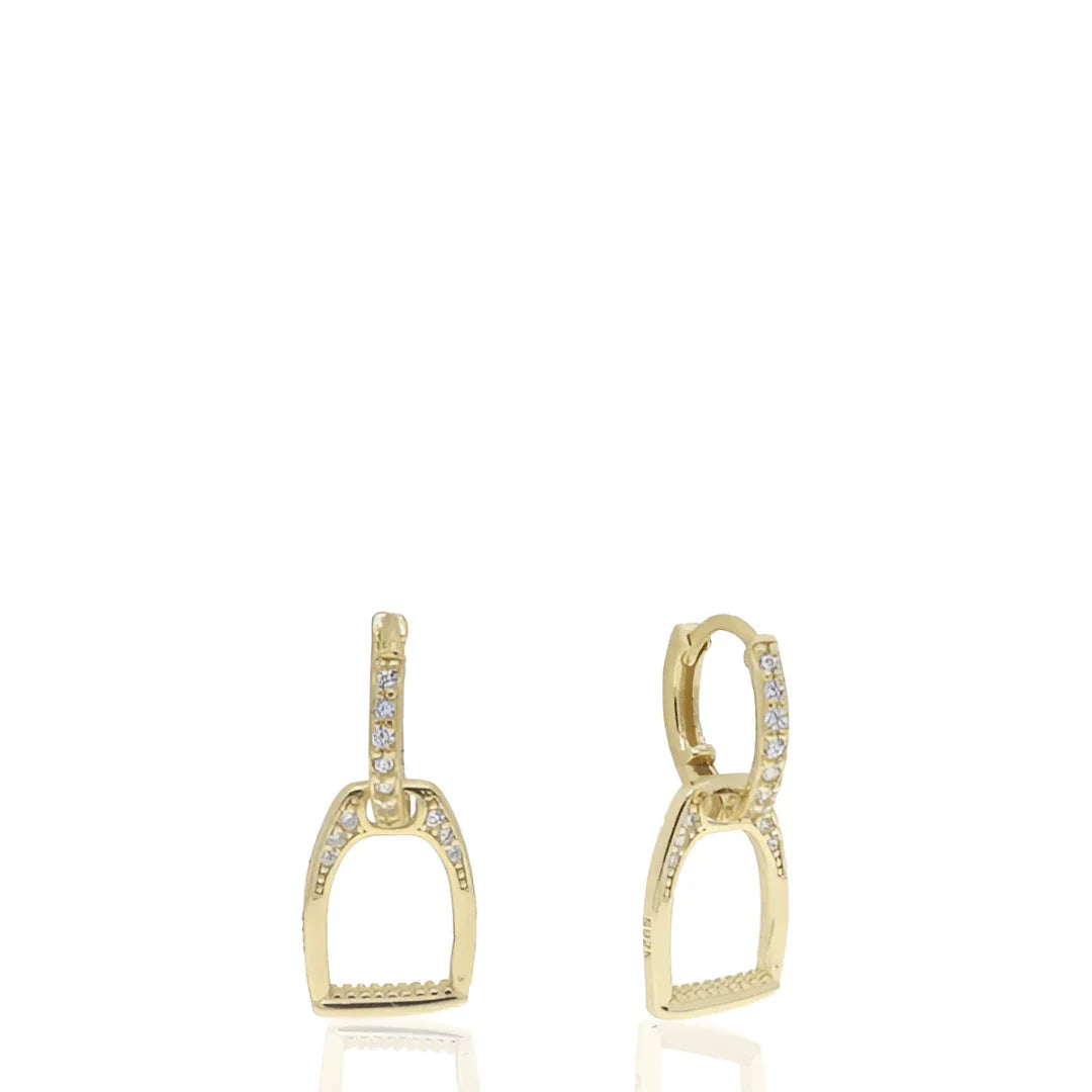 Brinco Estribos Cravejados Dourado